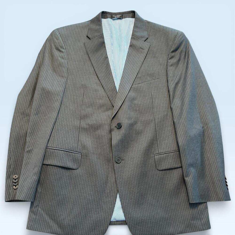 Tommy Hilfiger Suit Jacket Mens 42S Gray Pinstripe Wool Blazer Short Two Button